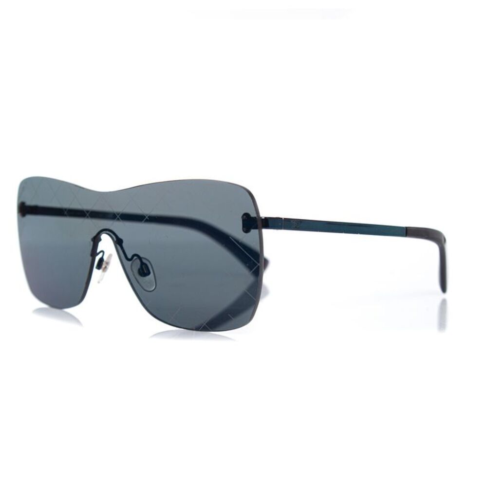 Chanel Shield quilted sunglasses in blue - Picture 2 of 8